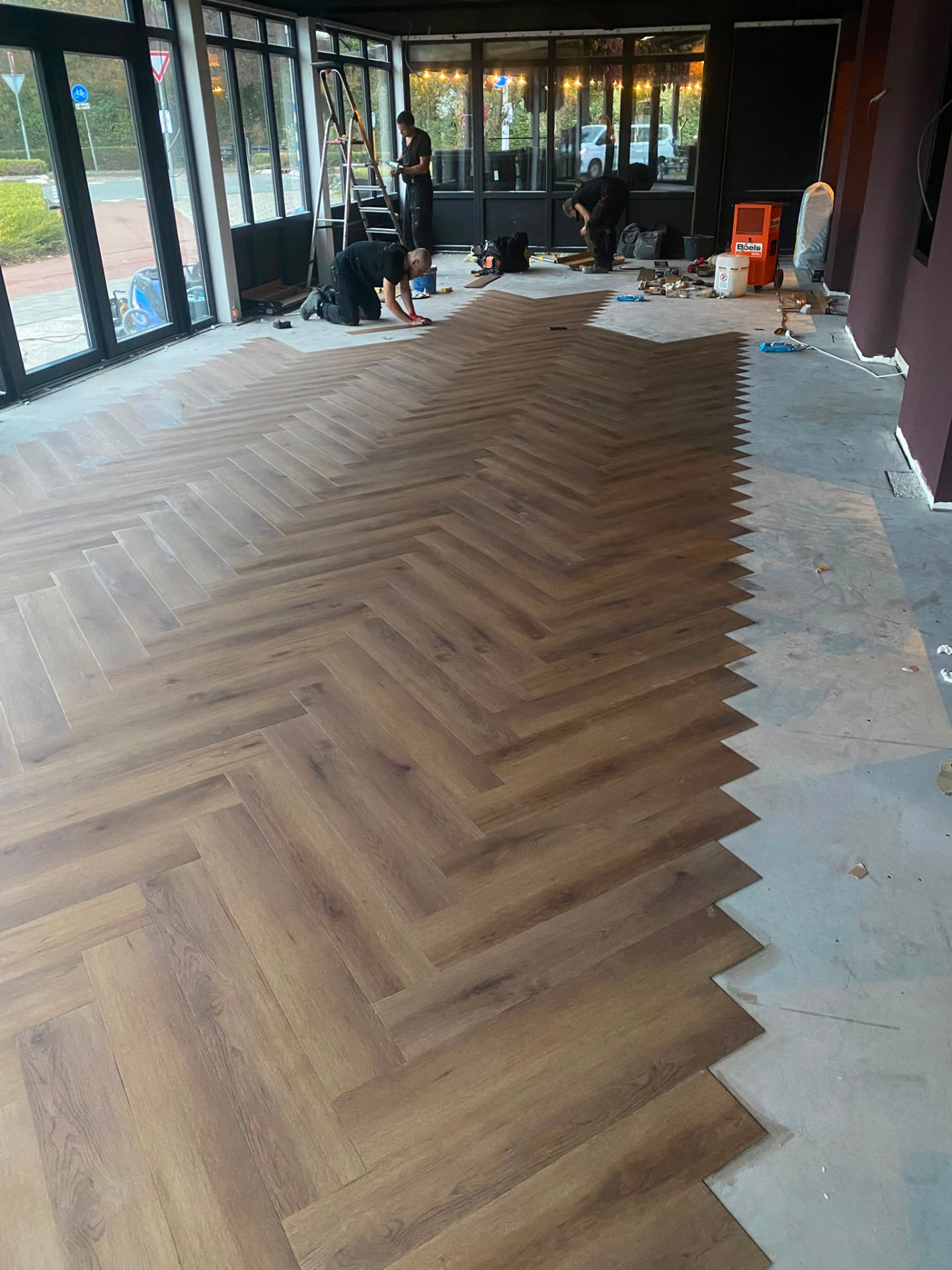 Flooring Installation by NIVA BUILDING